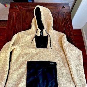 Large women’s Eddie Bauer Sherpa pullover